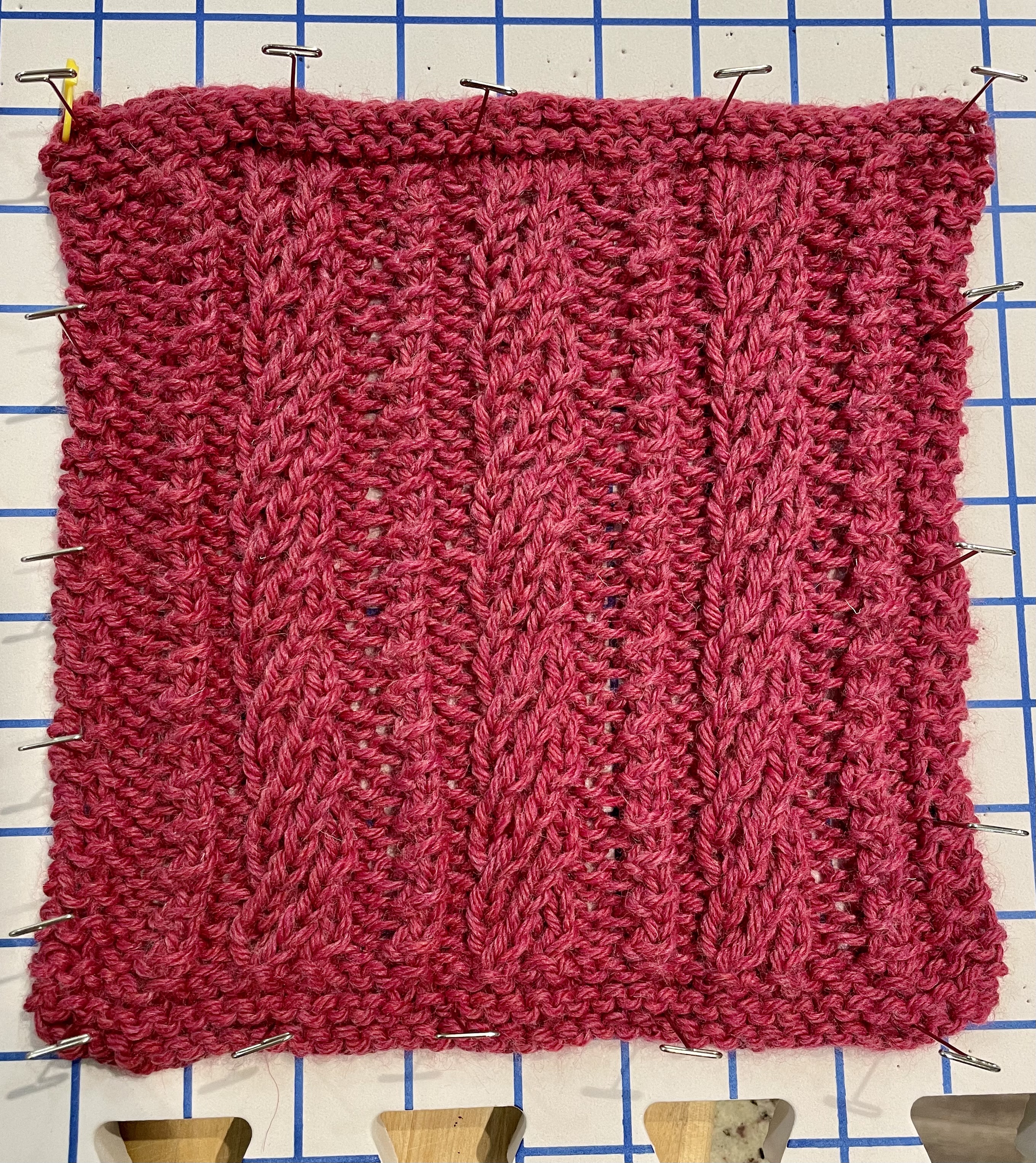 image title Knotted Rib and Broad Spiral Rib swatch